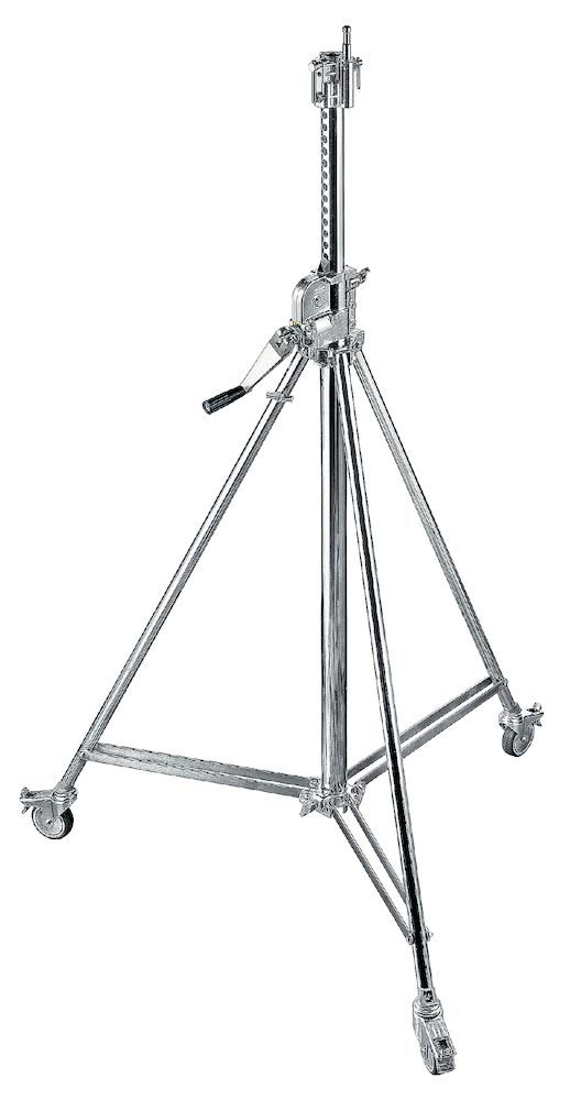B205 – Wind-up stand with braked wheels