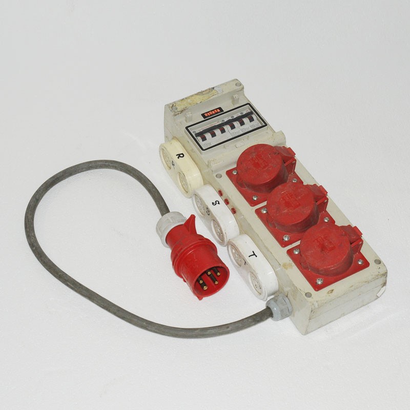 32-robot-2