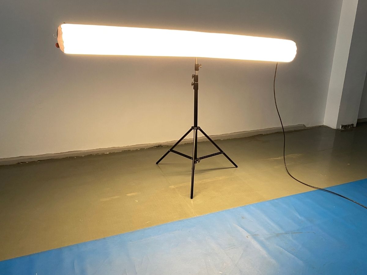 Airtube-Light-Balloon-8ft-Thumbnail-06