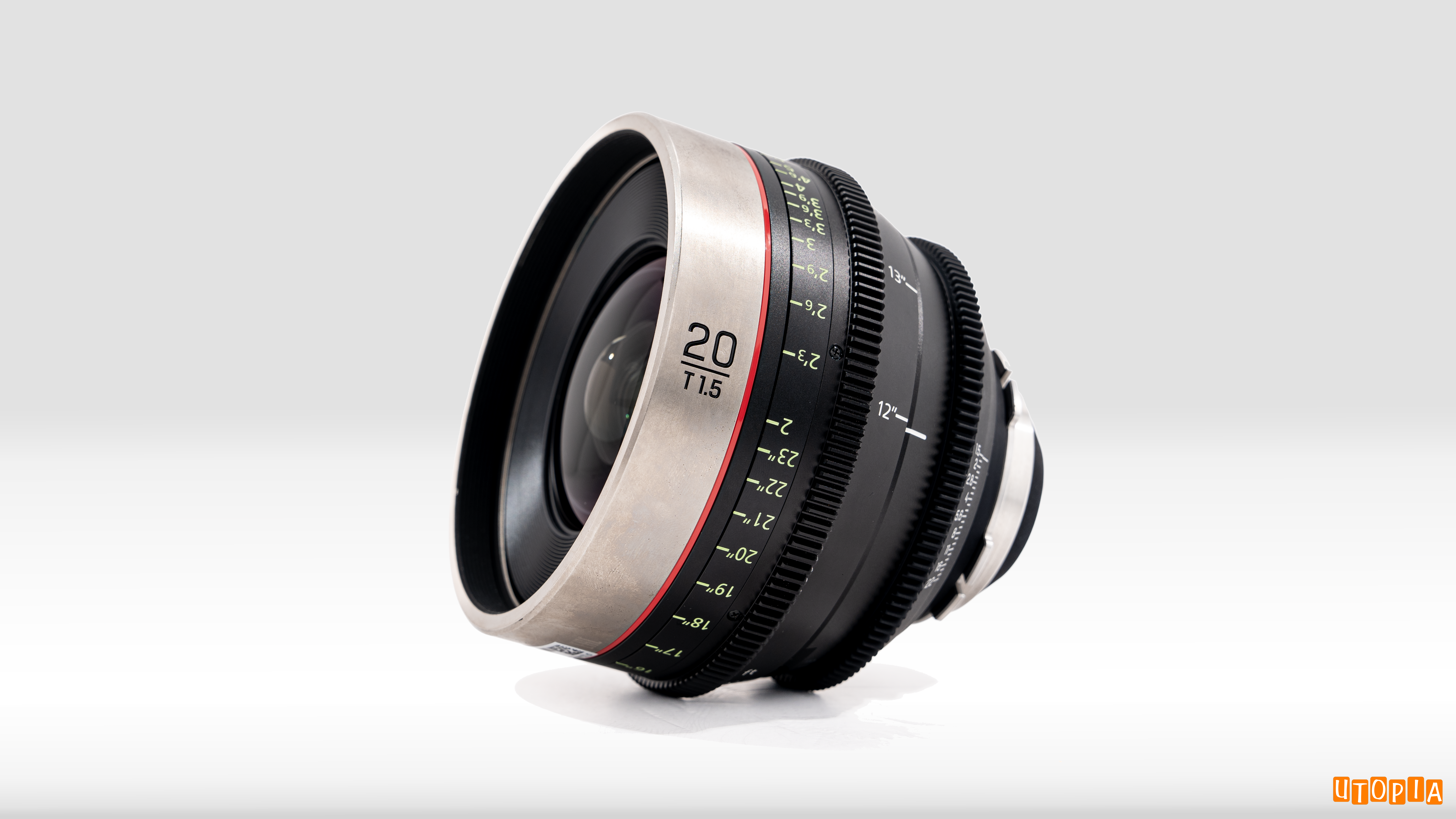 עדשת Canon V35 20mm T1.5