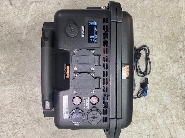 סוללות 7600W